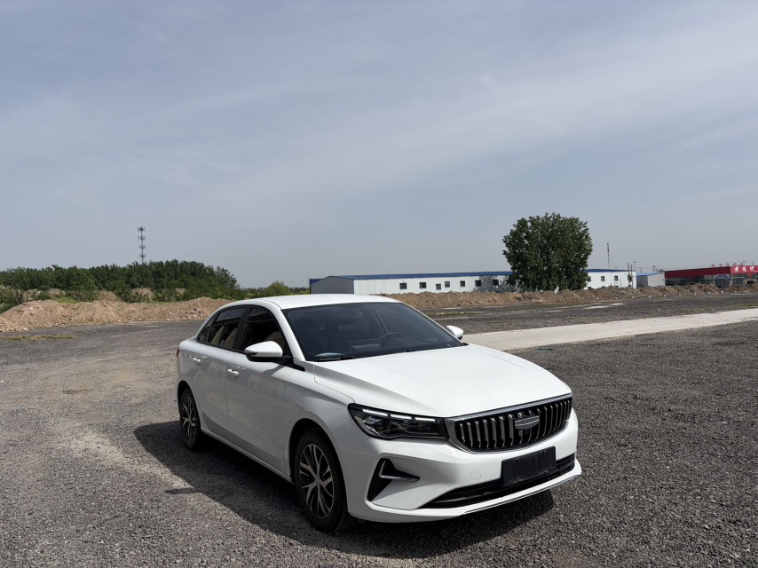 GEELY Emgrand 2025 #2 GEELY Emgrand 2025 imagen de coche #2