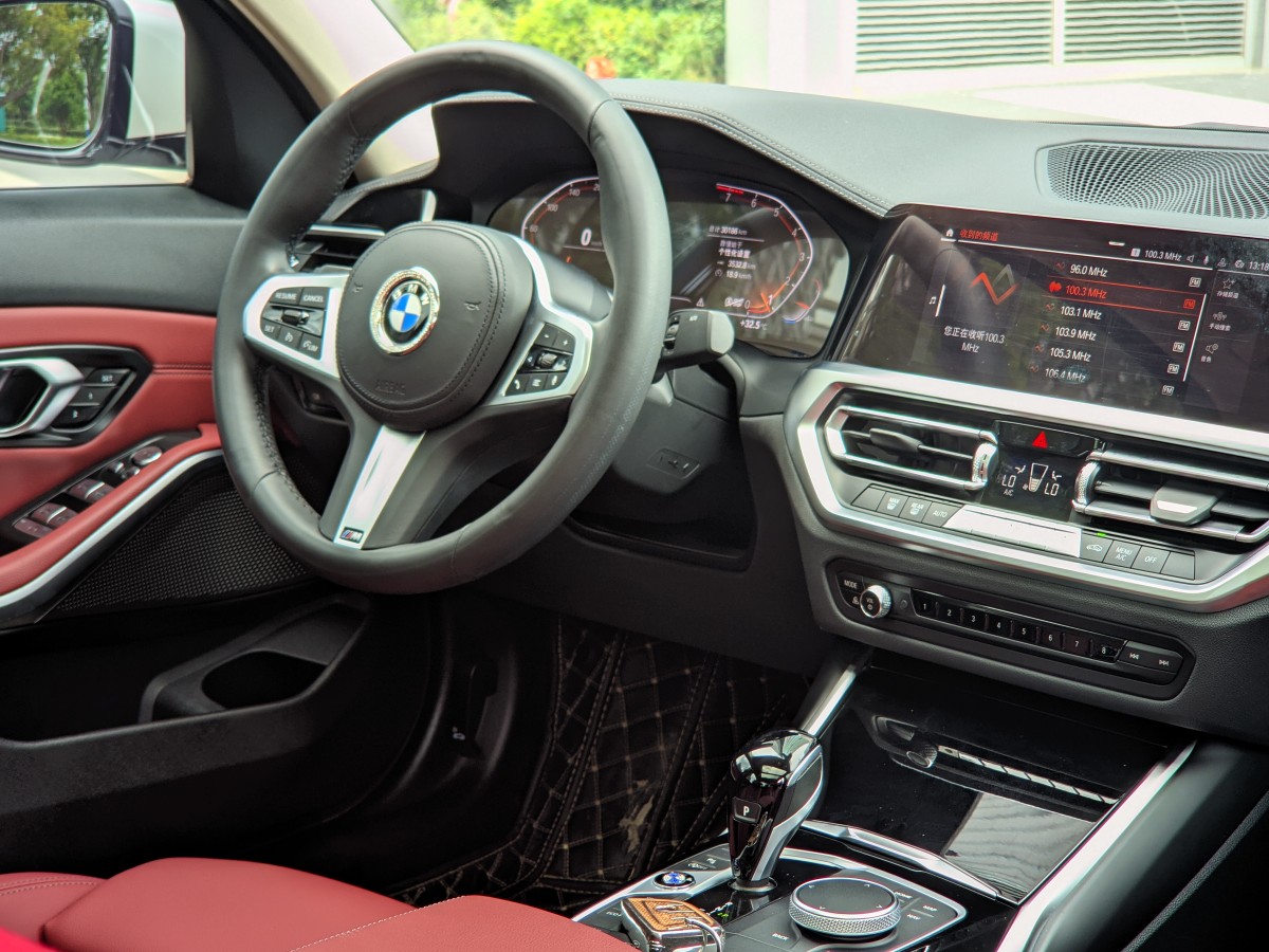 BMW 3 Series 2022 car image #6