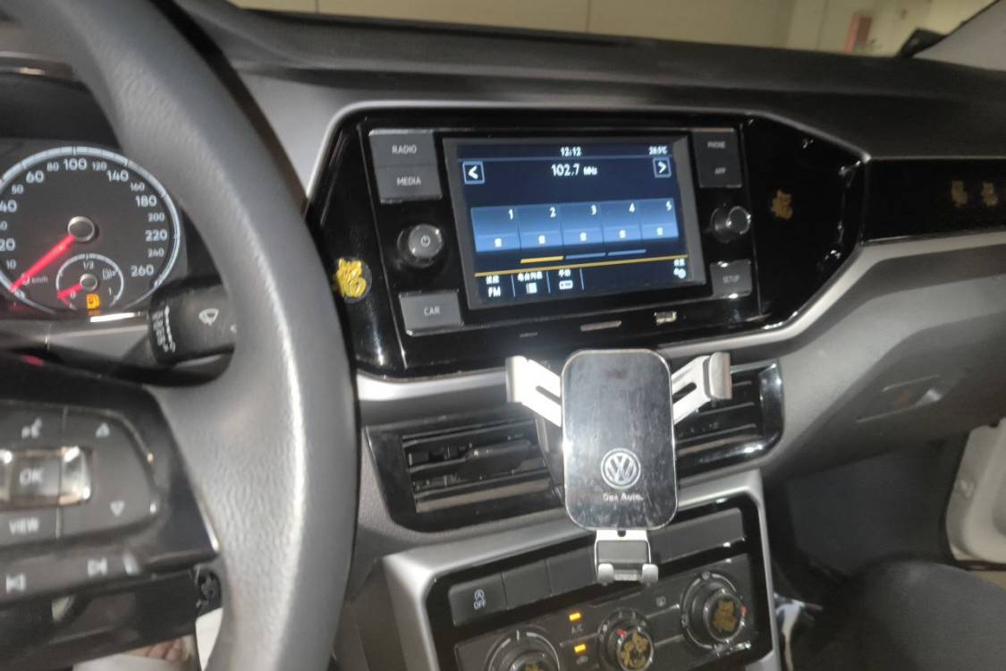 Volkswagen T-Cross 2019 car image #26