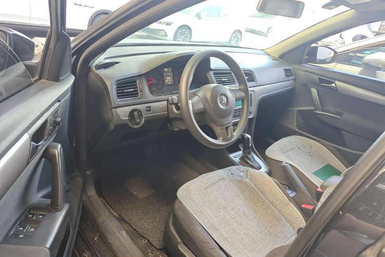 Volkswagen Lavida 2015 car image #18