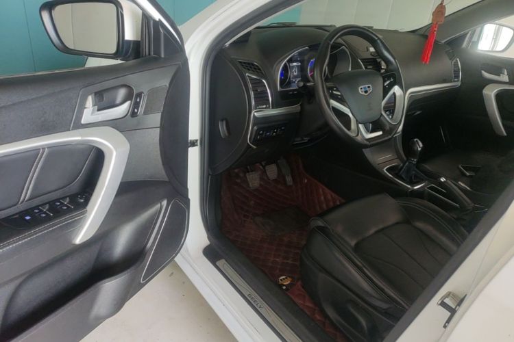 GEELY Emgrand 2016 #13 GEELY Emgrand 2016 car image #13