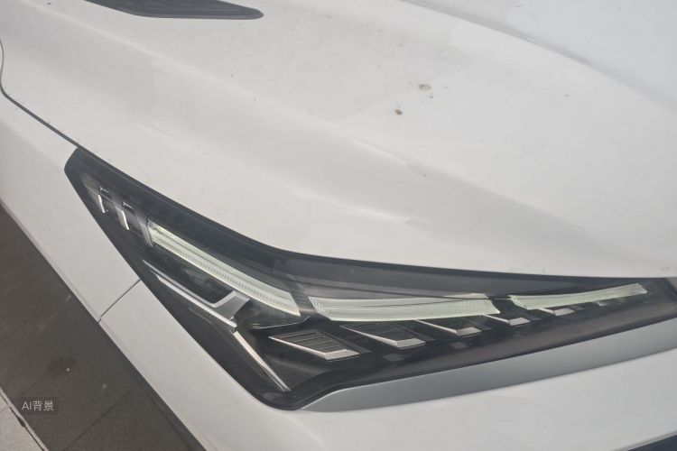 GEELY Coolray 2025 car image #8