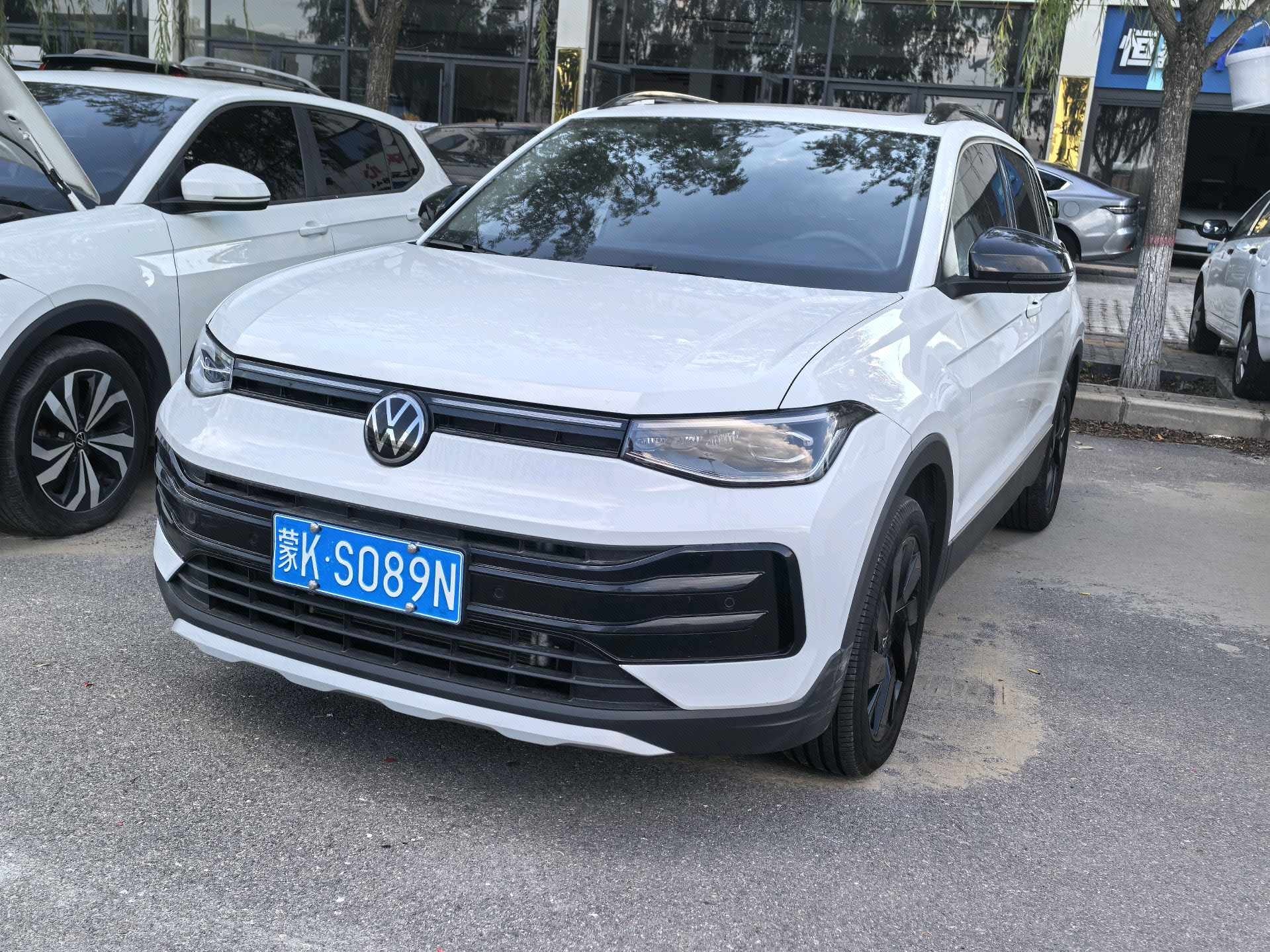 2025 car image 