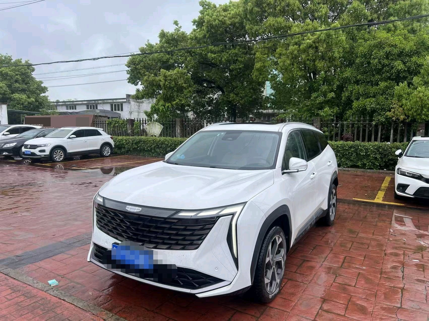 GEELY Boyue L 2023 car image 