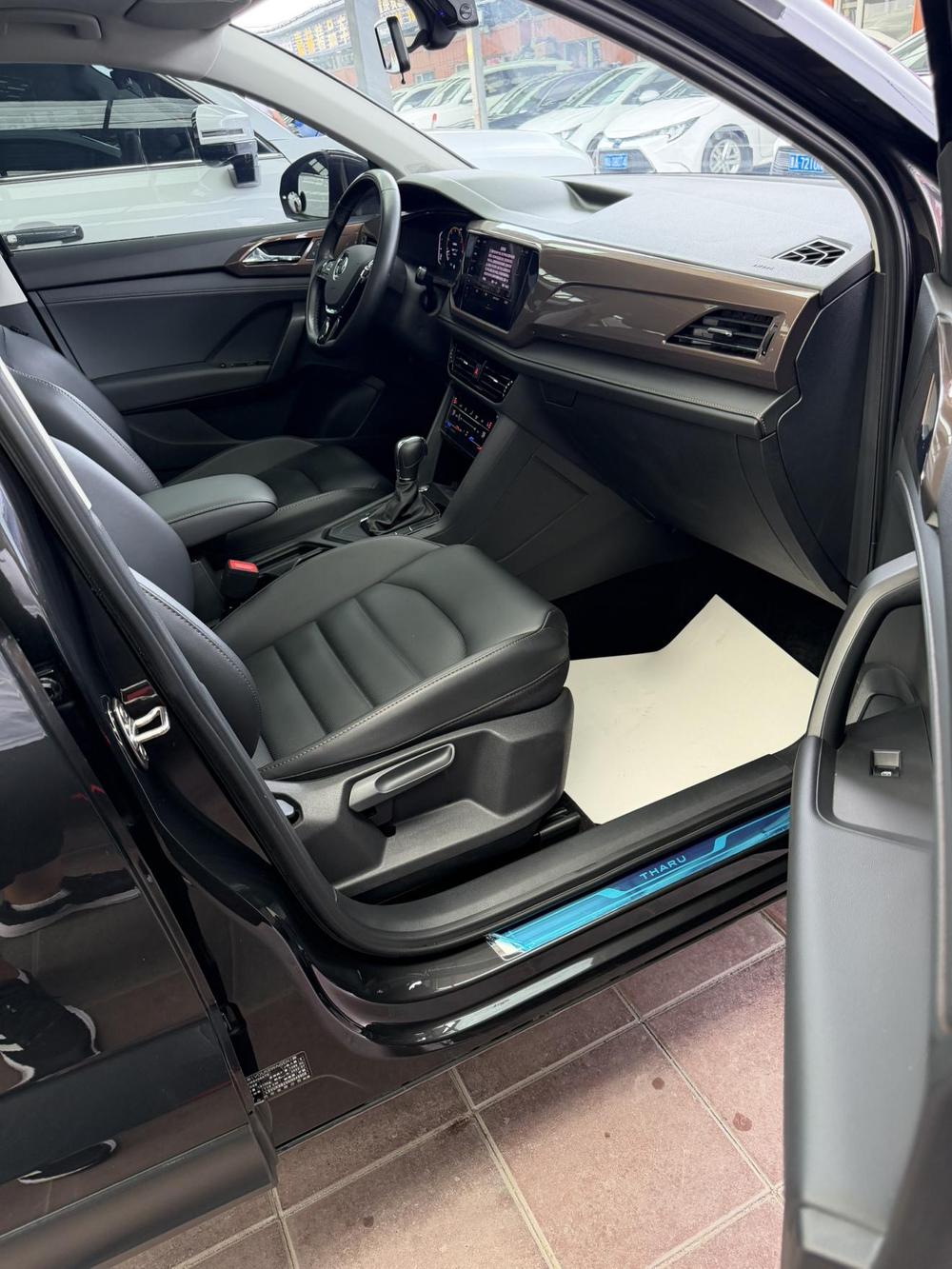 Volkswagen Tharu 2022 car image #9