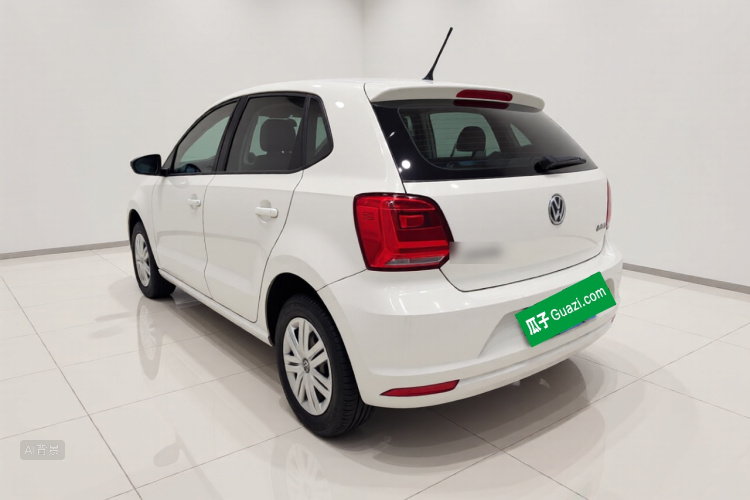 Volkswagen Polo 2015 #5 Volkswagen Polo 2015 car image #5