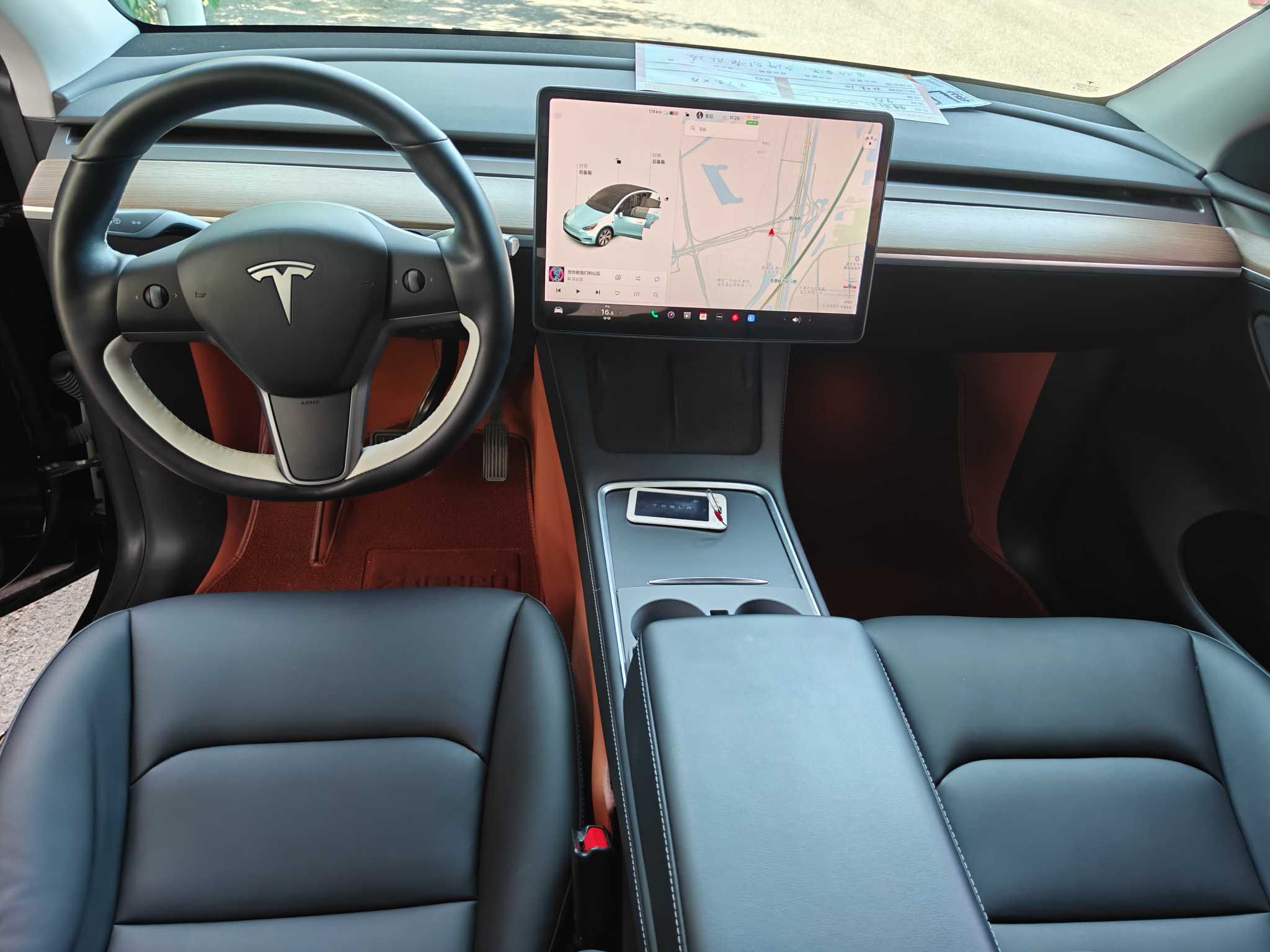 Tesla Model Y 2021 #2 Tesla Model Y 2021 car image #2
