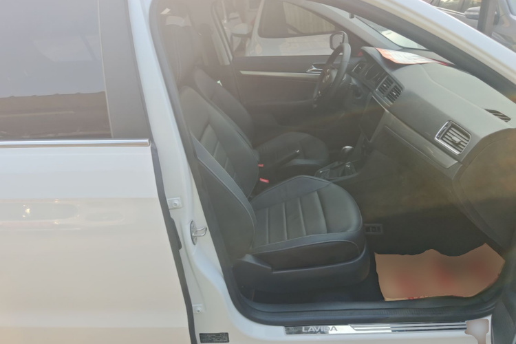 Volkswagen Lavida 2018 #24 Volkswagen Lavida 2018 car image #24