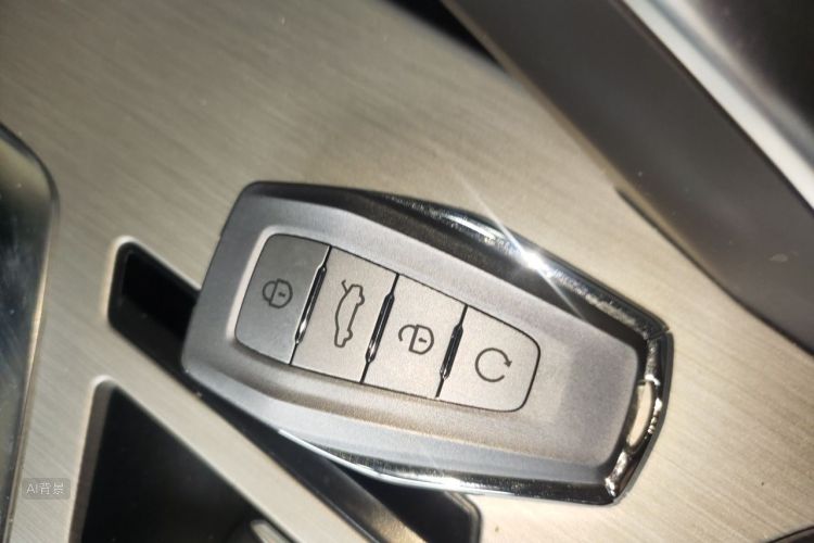GEELY Coolray 2023 immagine di auto #10