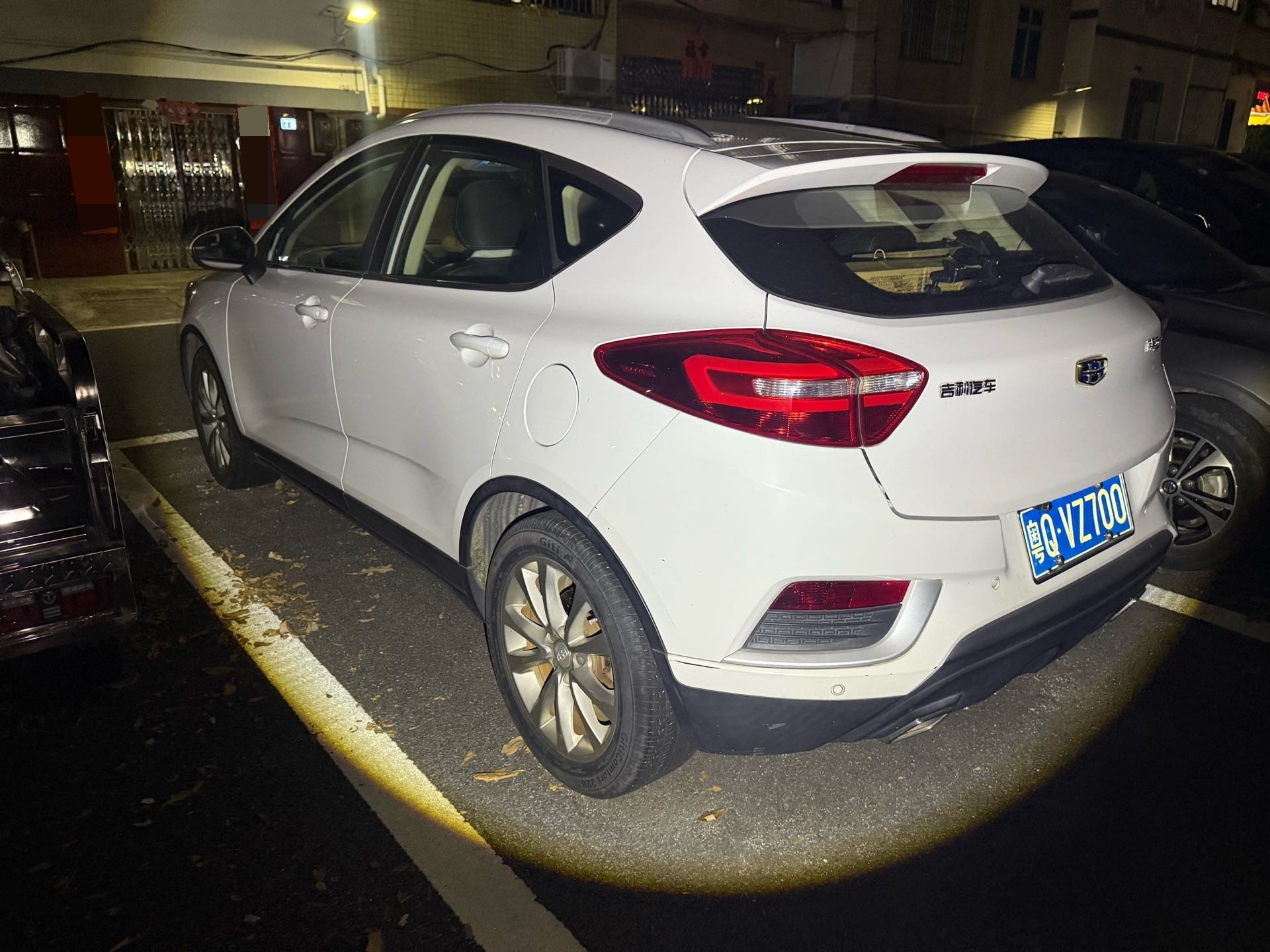 GEELY Emgrand GS 2018 immagine di auto #5