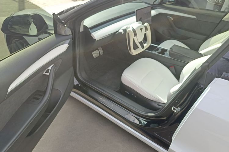 Tesla Model 3 2021 #16 Tesla Model 3 2021 car image #16