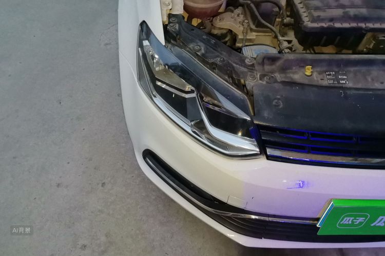 Volkswagen Polo 2015 car image #8