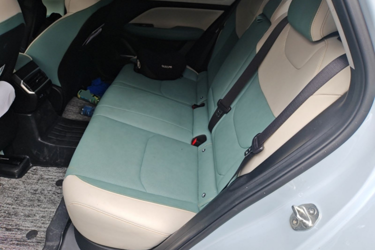 GEELY Emgrand L HiP 2022 car image #19