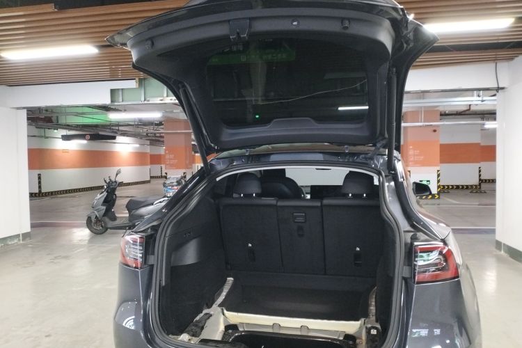 Tesla Model Y 2022 #19 Tesla Model Y 2022 car image #19