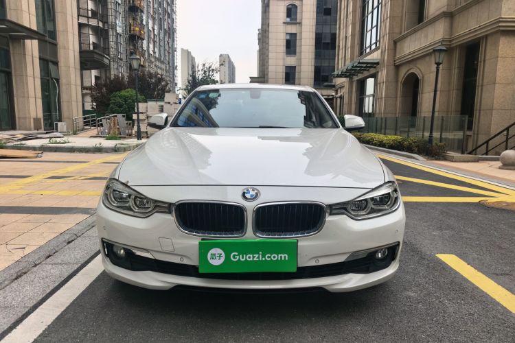 BMW 3 Series 2017 #3 BMW 3 Series 2017 car image #3