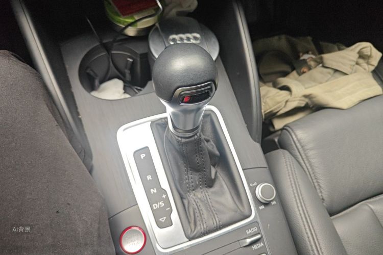 Audi A3 2017 car image #16