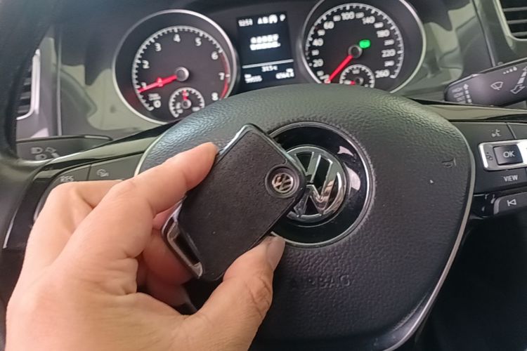 Volkswagen Golf 2020 immagine di auto #14