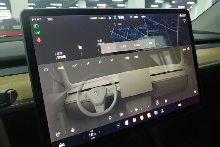 Tesla Model Y 2021 #13 Tesla Model Y 2021 car image #13