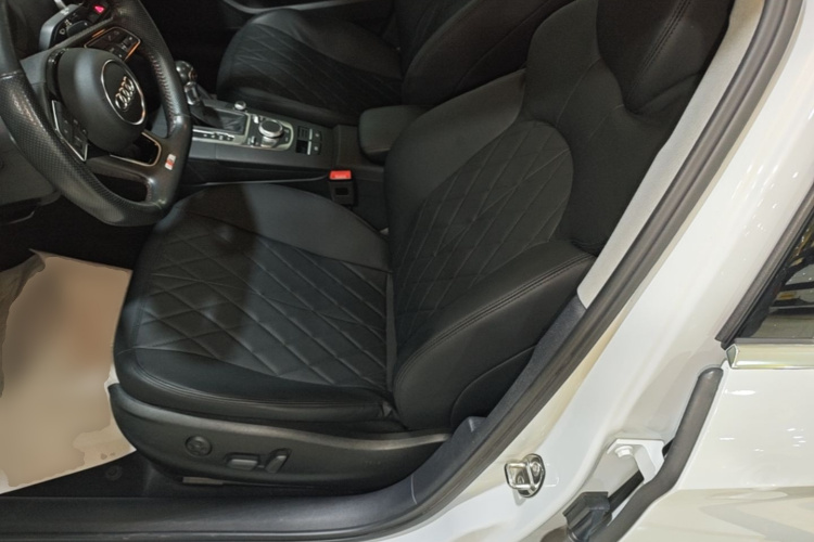 Audi A3 2019 #15 Audi A3 2019 car image #15