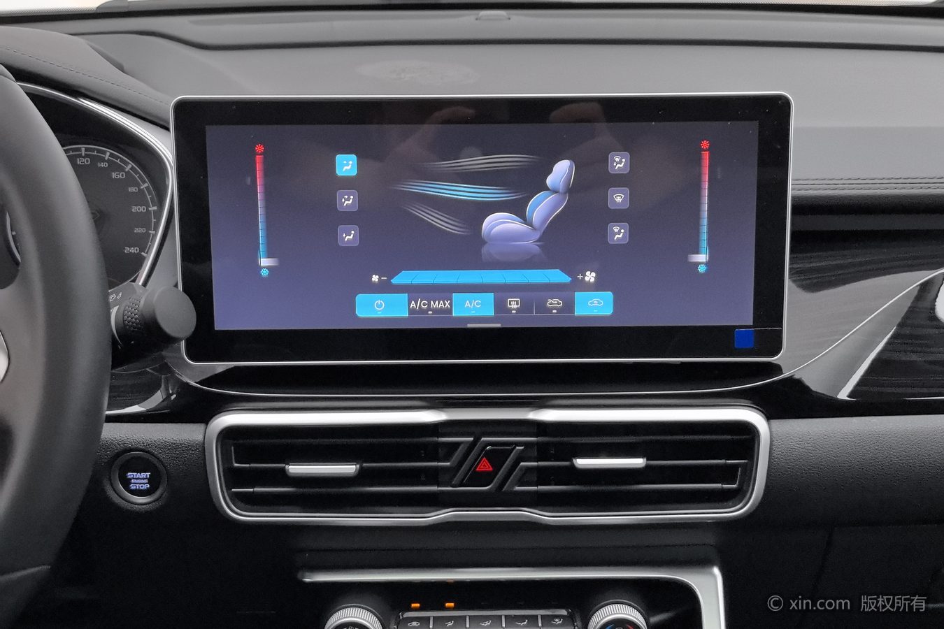 GEELY Coolray 2026 #13 GEELY Coolray 2026 car image #13