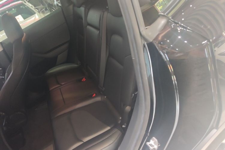 Tesla Model Y 2022 #17 Tesla Model Y 2022 car image #17