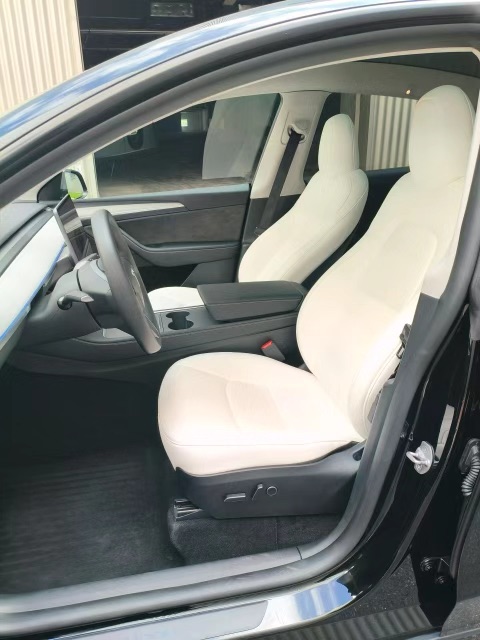 Tesla Model Y 2024 car image #2