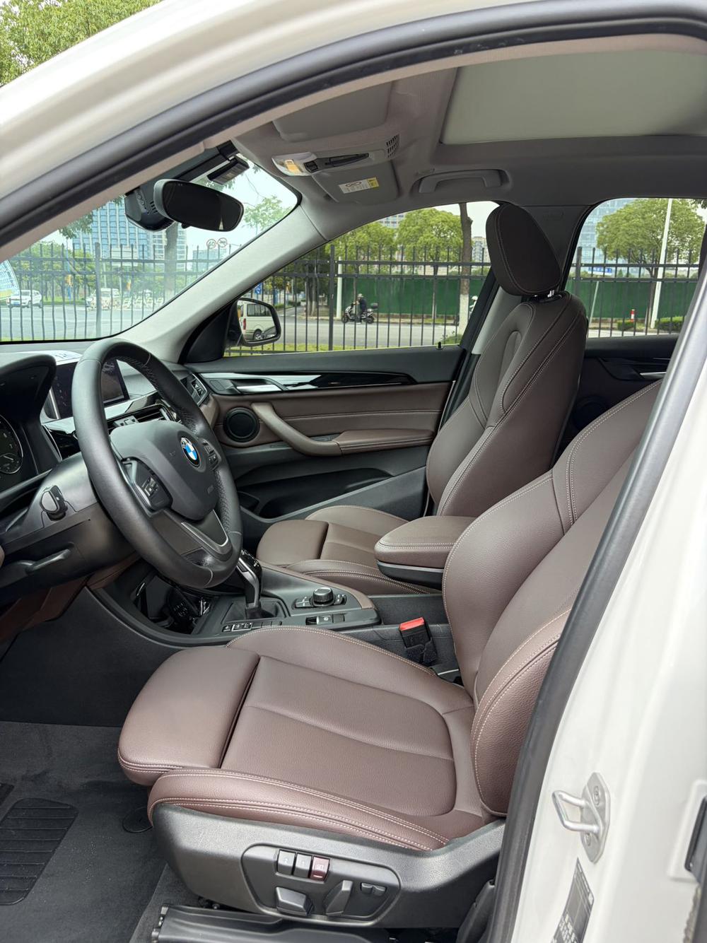 BMW X1 2020 car image #16