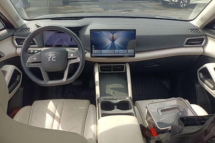 BYD YuanUP 2025 #10 BYD YuanUP 2025 imagen de coche #10