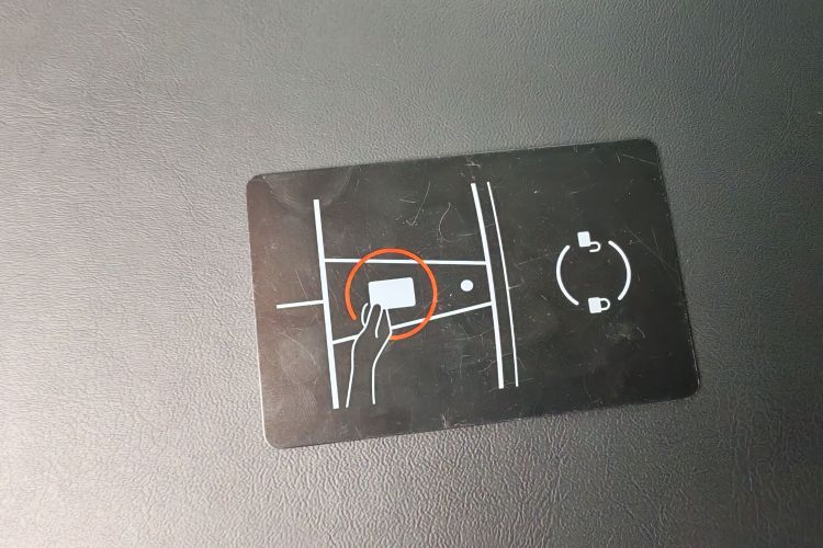 Tesla Model 3 2023 #9 Tesla Model 3 2023 car image #9