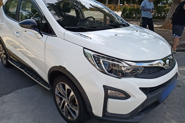 BYD Yuan 2018 #6 BYD Yuan 2018 car image #6
