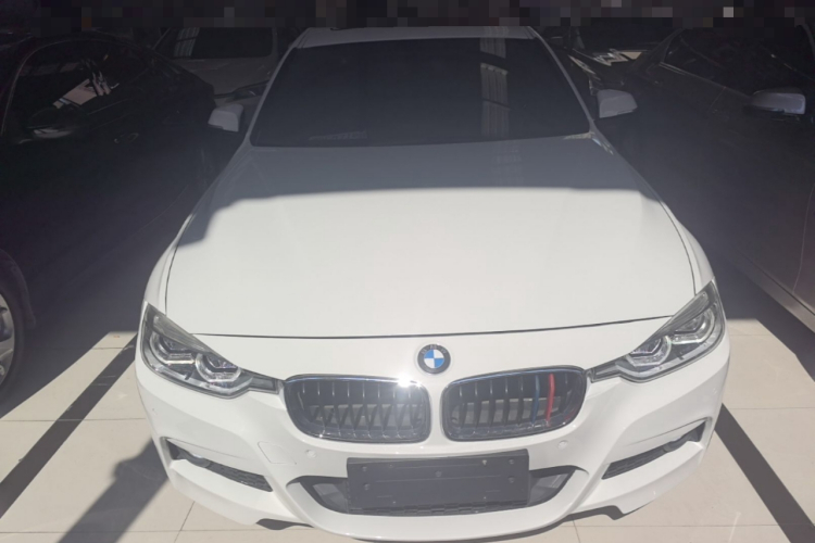 BMW 3 Series 2018 #3 BMW 3 Series 2018 car image #3