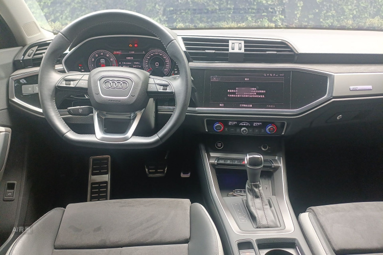 Audi Q3 2022 #11 Audi Q3 2022 car image #11