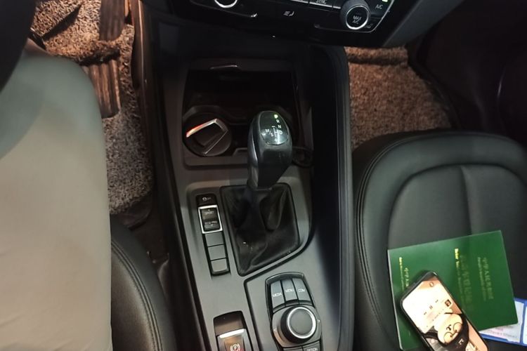 BMW X1 2018 car image #14