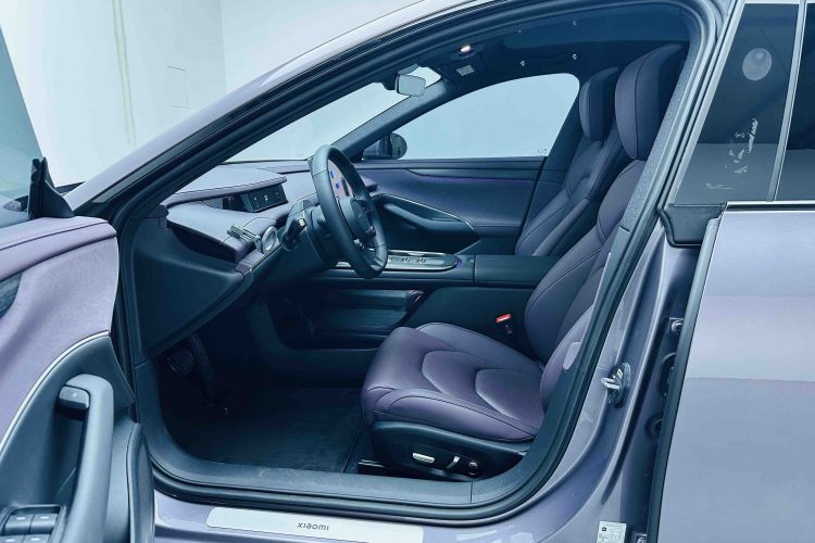 MI SU7 2025 immagine di auto #15