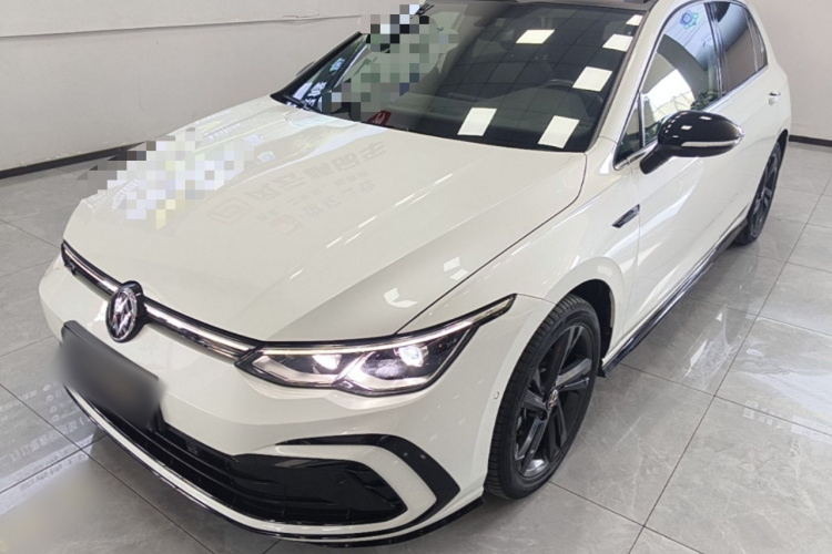 Volkswagen Golf 2022 car image #2