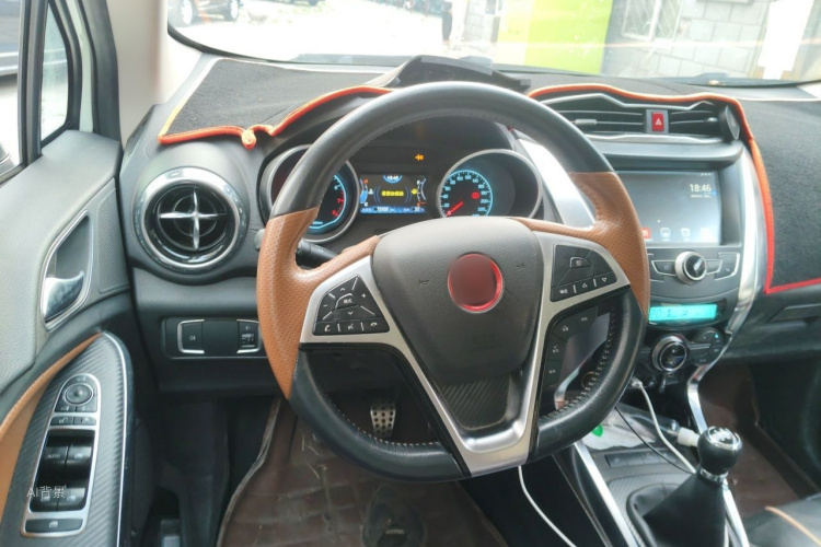 BYD Yuan 2016 #12 BYD Yuan 2016 car image #12