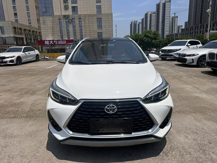 Toyota Yaris L Zhixuan 2023 #2 Toyota Yaris L Zhixuan 2023 car image #2