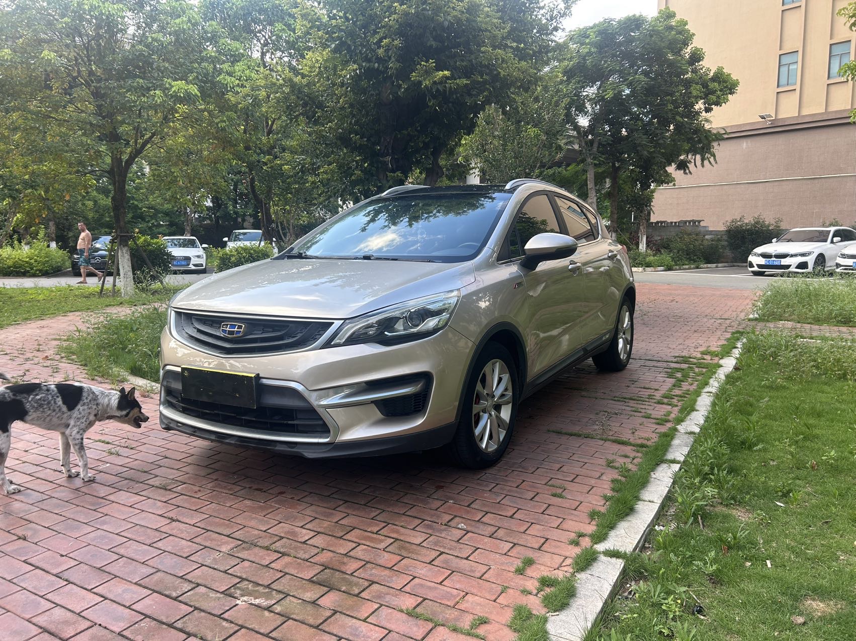 GEELY Emgrand GS 2018 car image 