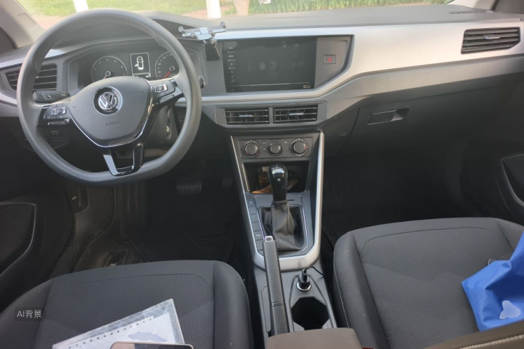 Volkswagen Polo 2021 car image #11