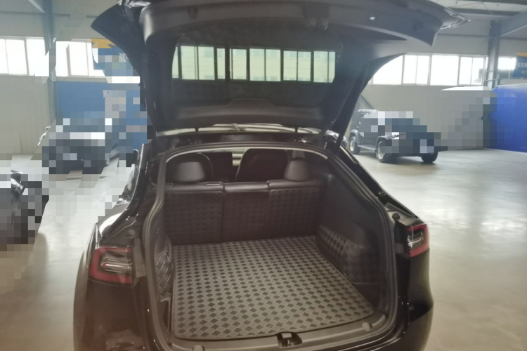 Tesla Model Y 2023 #27 Tesla Model Y 2023 car image #27
