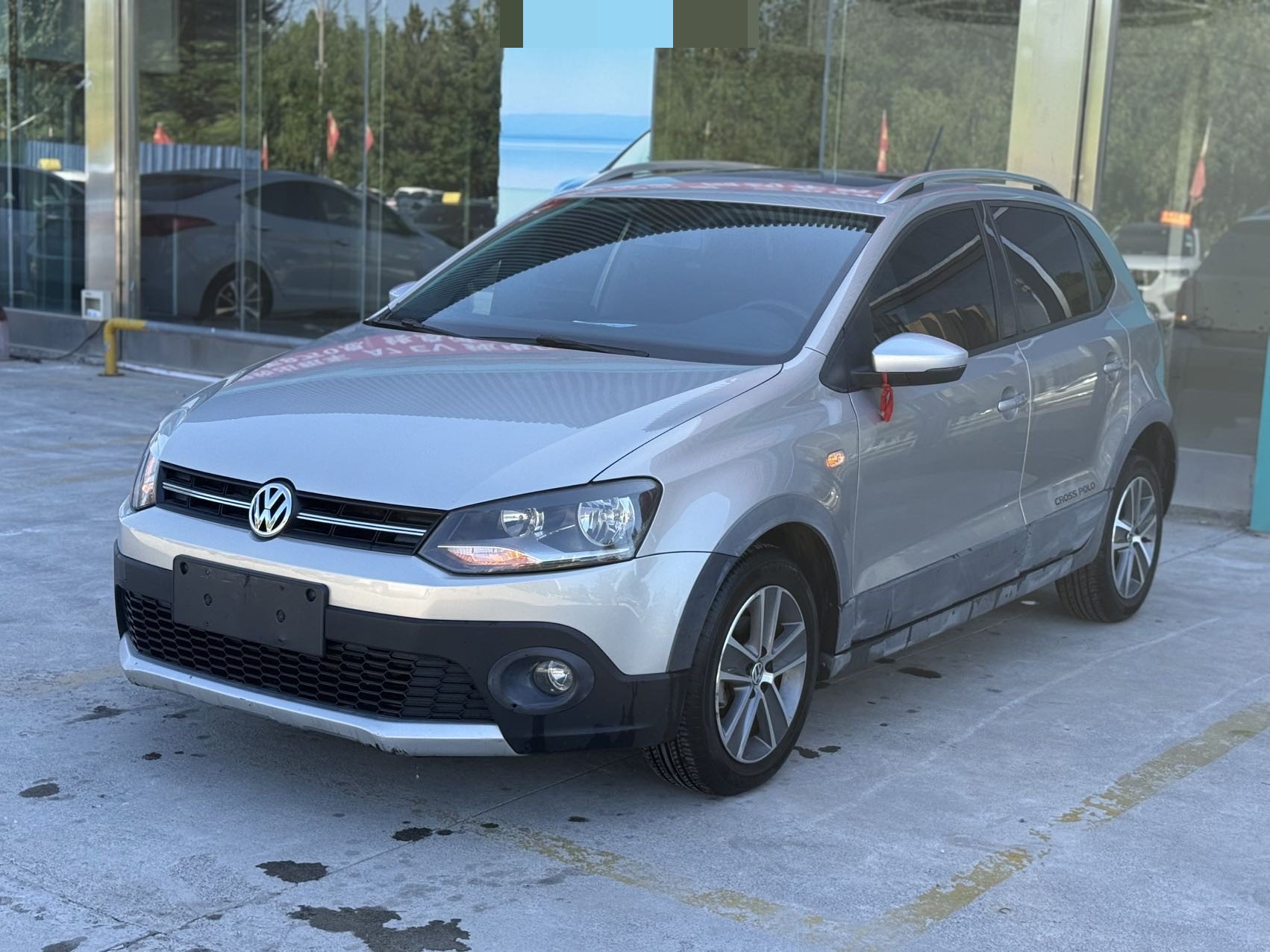 Volkswagen Polo 2014 Volkswagen Polo 2014 car image
