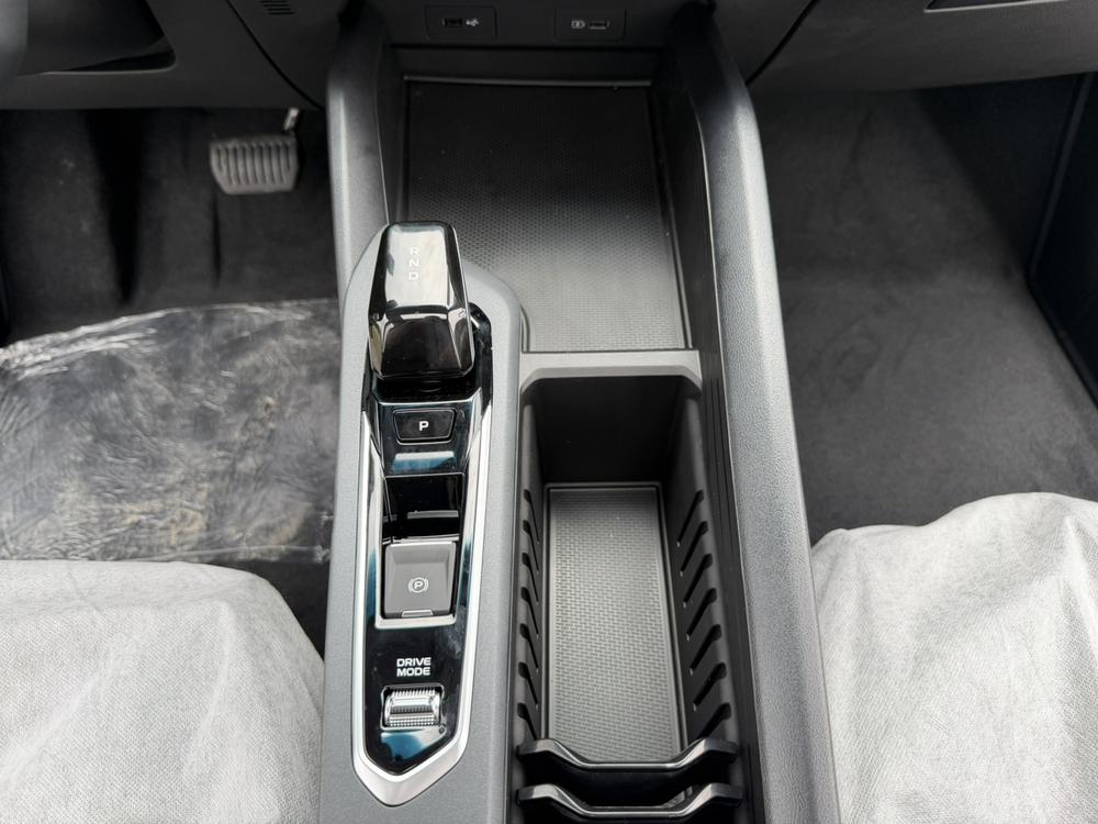 GEELY Binray 2026 #20 GEELY Binray 2026 immagine di auto #20