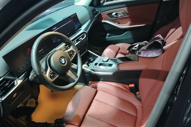 BMW 3 Series 2024 #15 BMW 3 Series 2024 car image #15