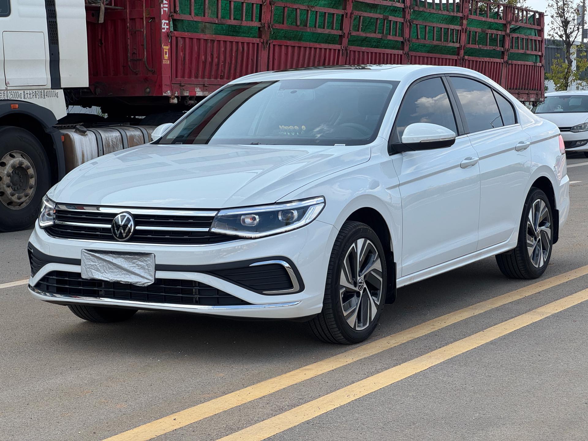 2025 2025 car image