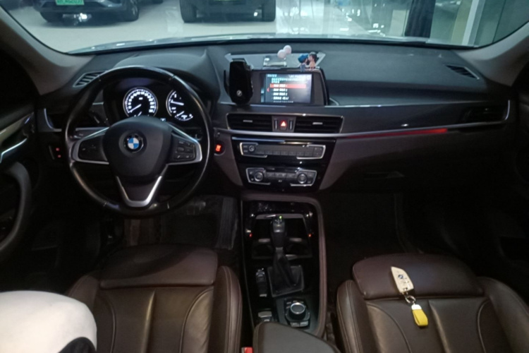 BMW X1 2019 #10 BMW X1 2019 car image #10