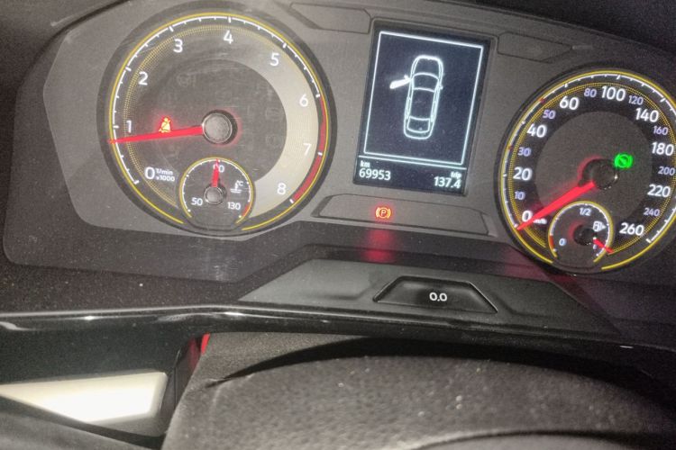 Volkswagen Lavida 2019 car image #8