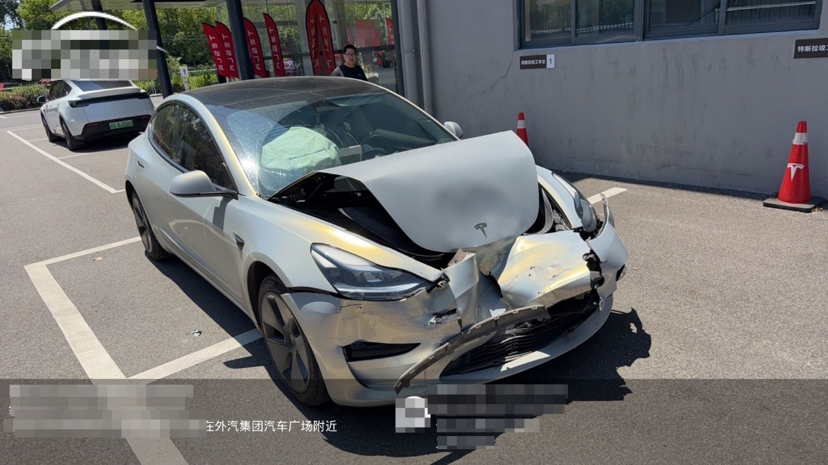 Tesla Model 3 2023 Tesla Model 3 2023 car image