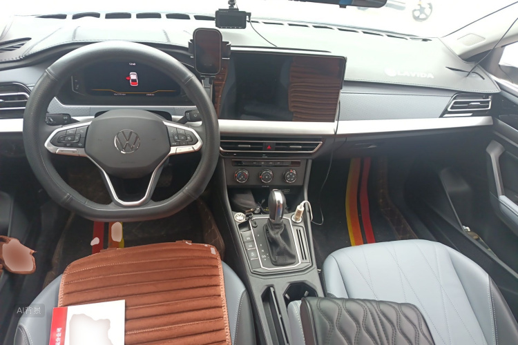 Volkswagen Lavida 2024 imagen de coche #11