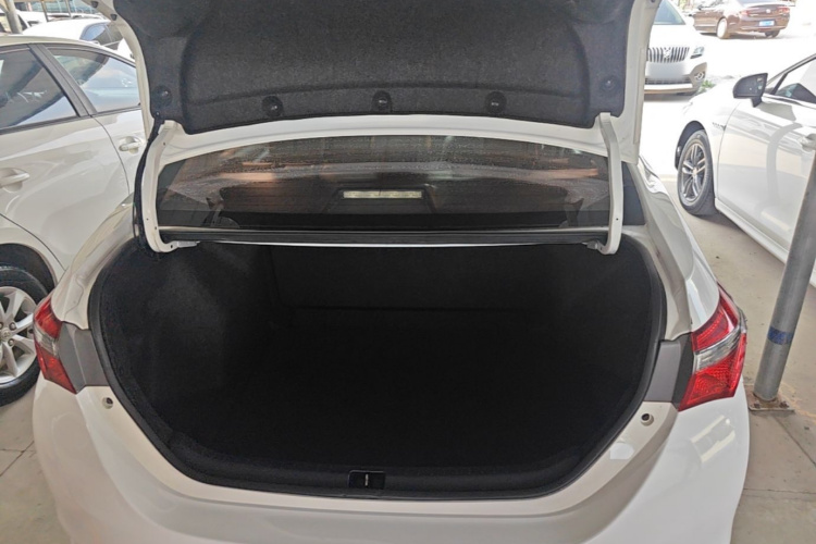 Toyota Corolla 2019 #19 Toyota Corolla 2019 car image #19