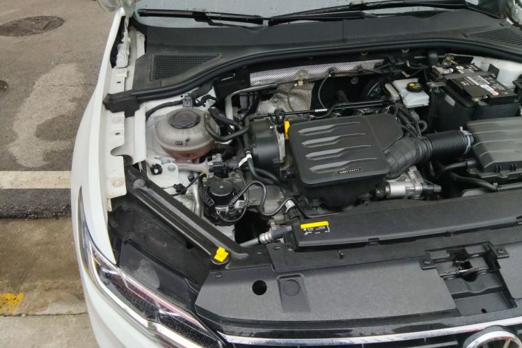 Volkswagen Bora 2020 صورة سيارة #22